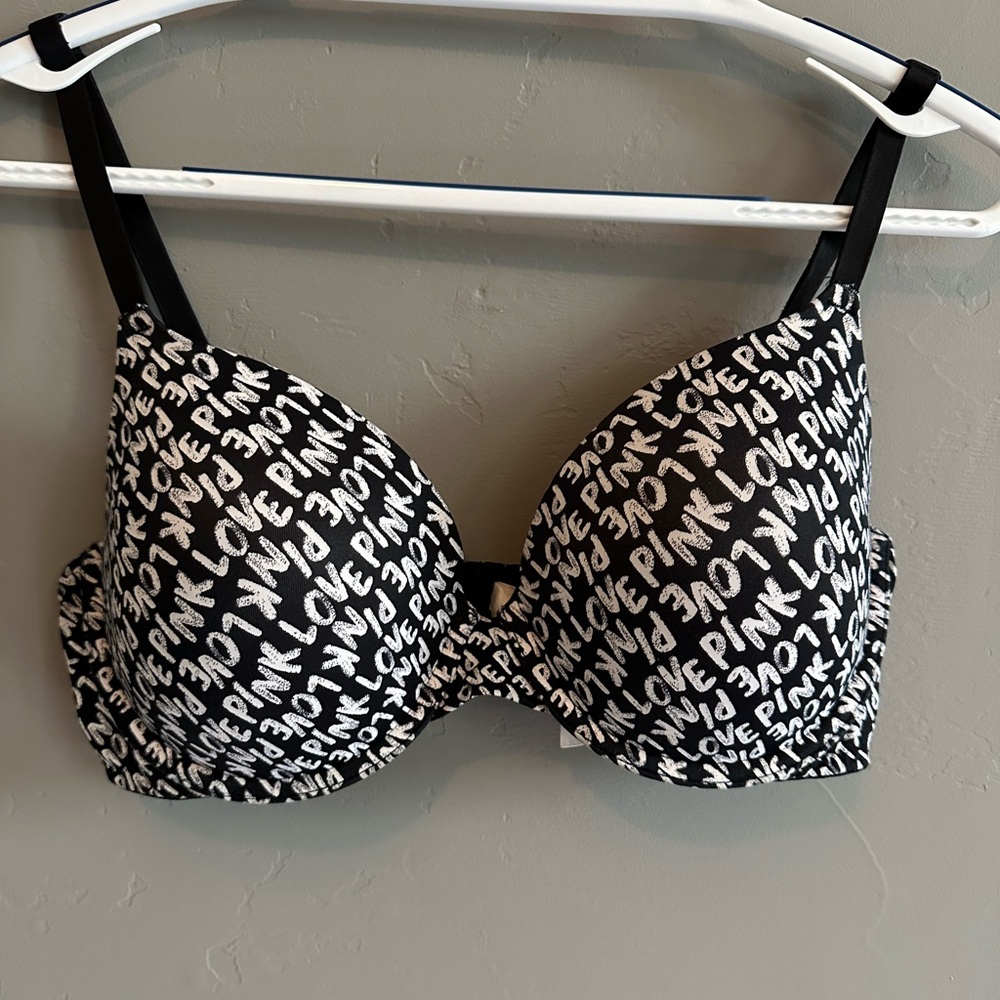 Victorias Secret T-shirt Bra